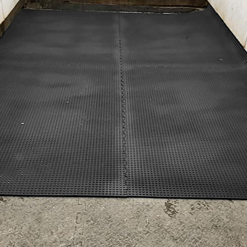 Stall Mats for Equine Wash Bays