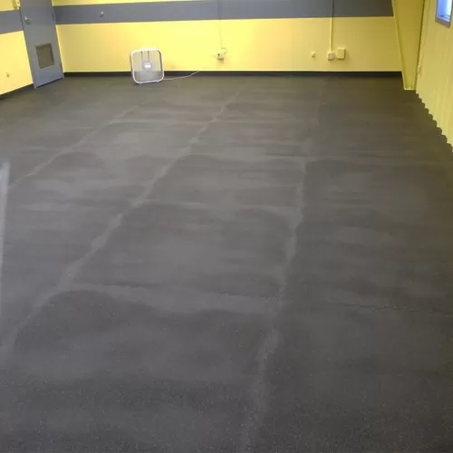 Gym 3/4 Inch Rubber Heavy Duty Interlocking Floor Tile 4x6 Ft Center - Black Room