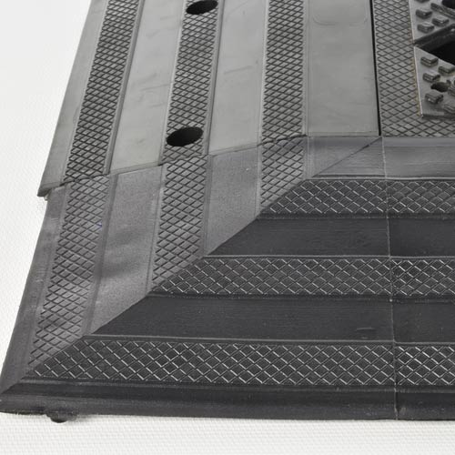 Safety Matta Perforated Black ramp corner.