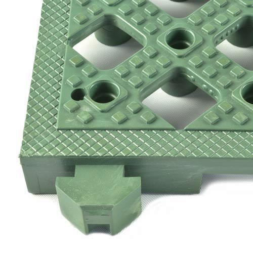 Safety Matta Perforated Green close corner.