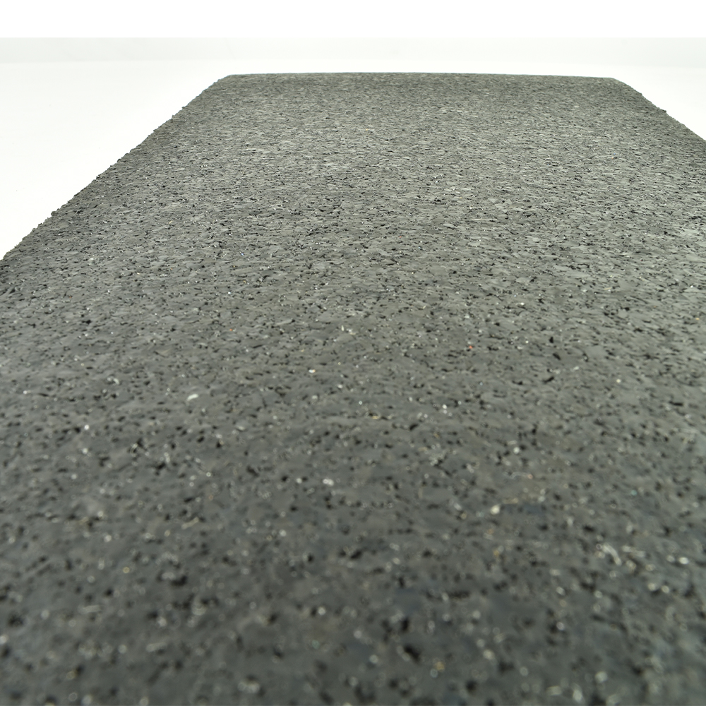 UltraTile Rubber Weight Floor Standard Colors 1 Inch x 2x2 Ft. with Quad  Blok