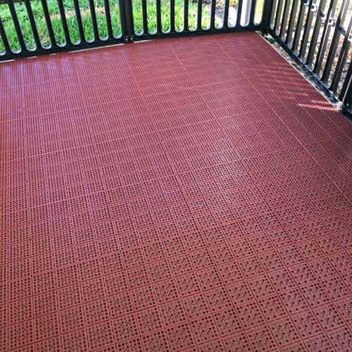 Non-slip waterproof pergola interlocking floor tiles