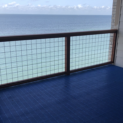 outdoor decking with blue tiles