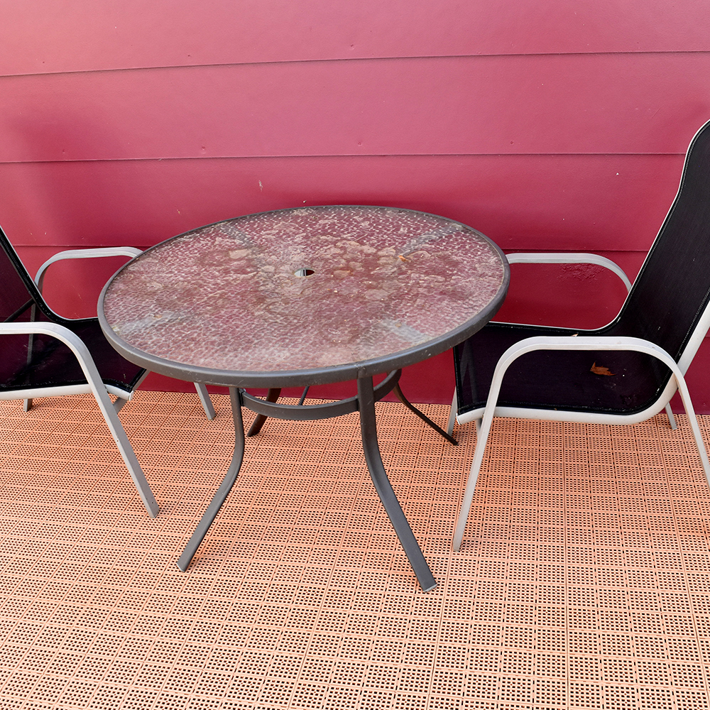 Outdoor deck tiles