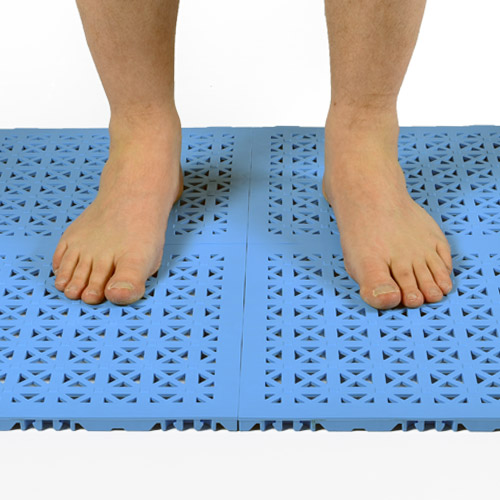 Anti-fatigue floor tiles for spas and salons