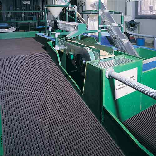 Anti fatigue flooring used in industrial settings