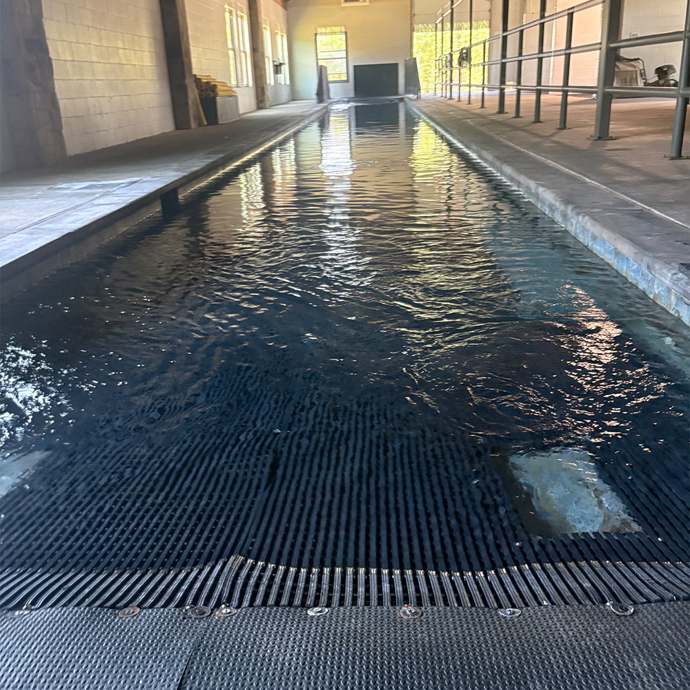 horse therapy pool Flexigrid Industrial Matting 3 x 16.5 ft Roll 