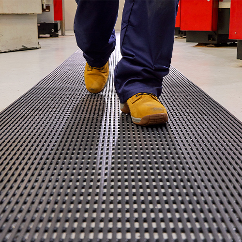 Greatmats Vynagrip Heavy Duty Industrial Mat | Black | Slip Resistant, Anti Fatigue PVC | 4x33 ft Roll | 210 lbs | Pattern: Open Grid | Oil Resistant