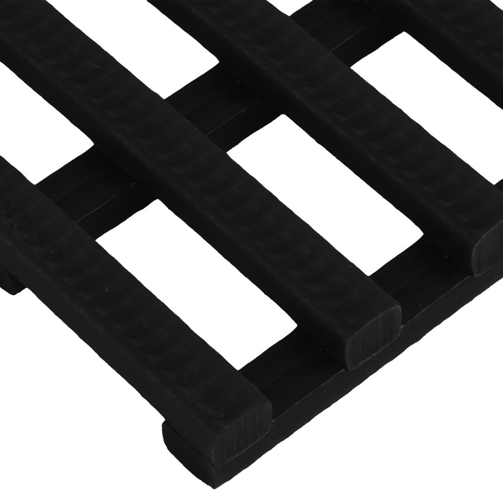 Heronwalk Wet Area Matting Roll 4x40 Ft. corner view in Black