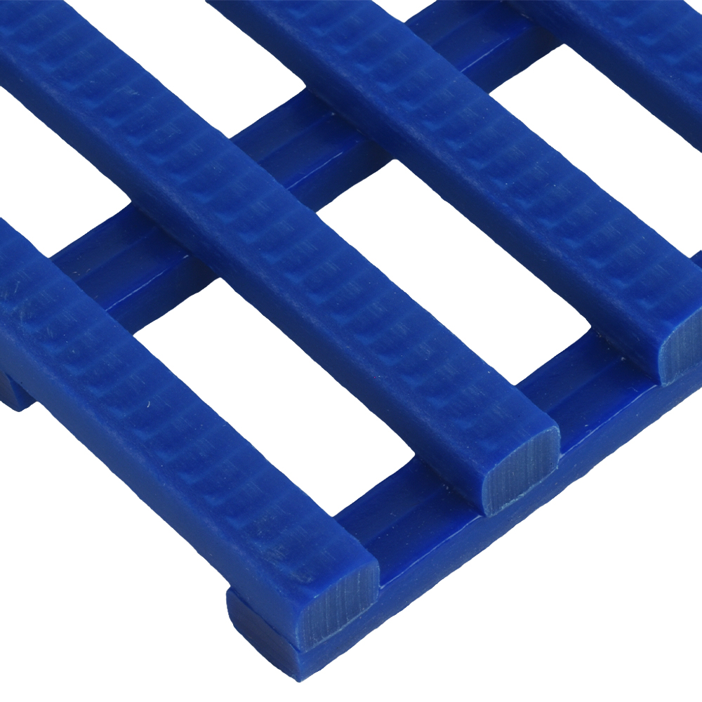 Heronwalk Wet Area Matting Roll 4x40 Ft. corner in Ocean Blue