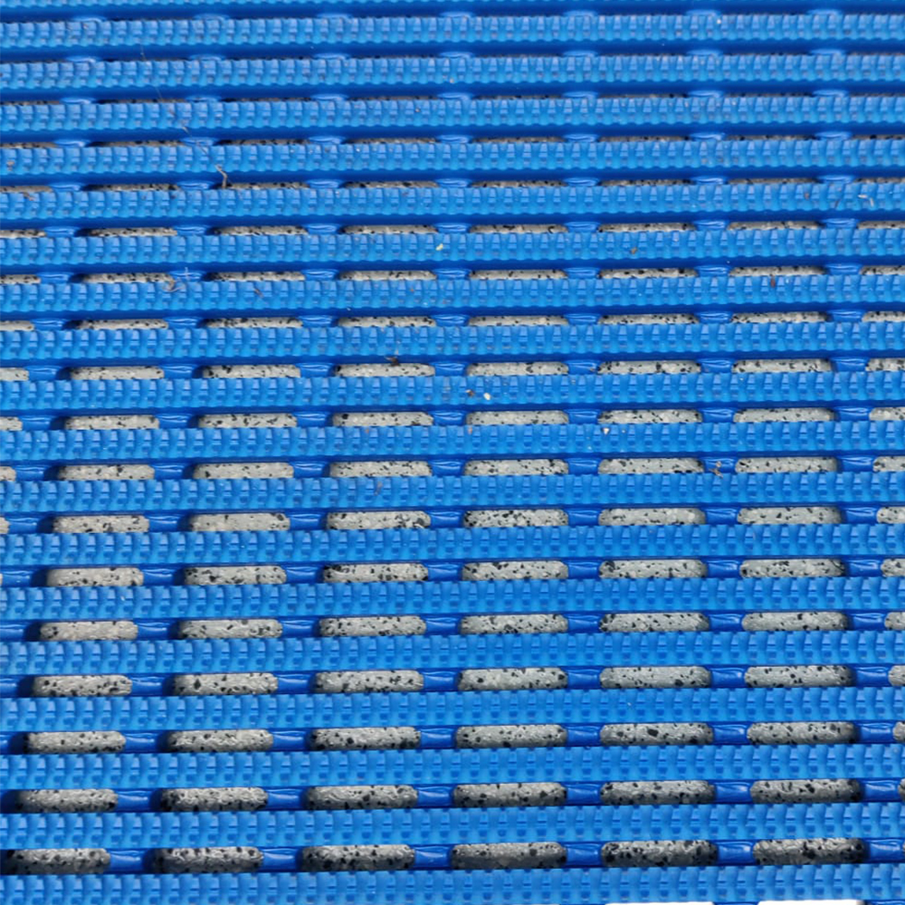Vynagrip Heavy Duty Industrial Matting in blue color close up