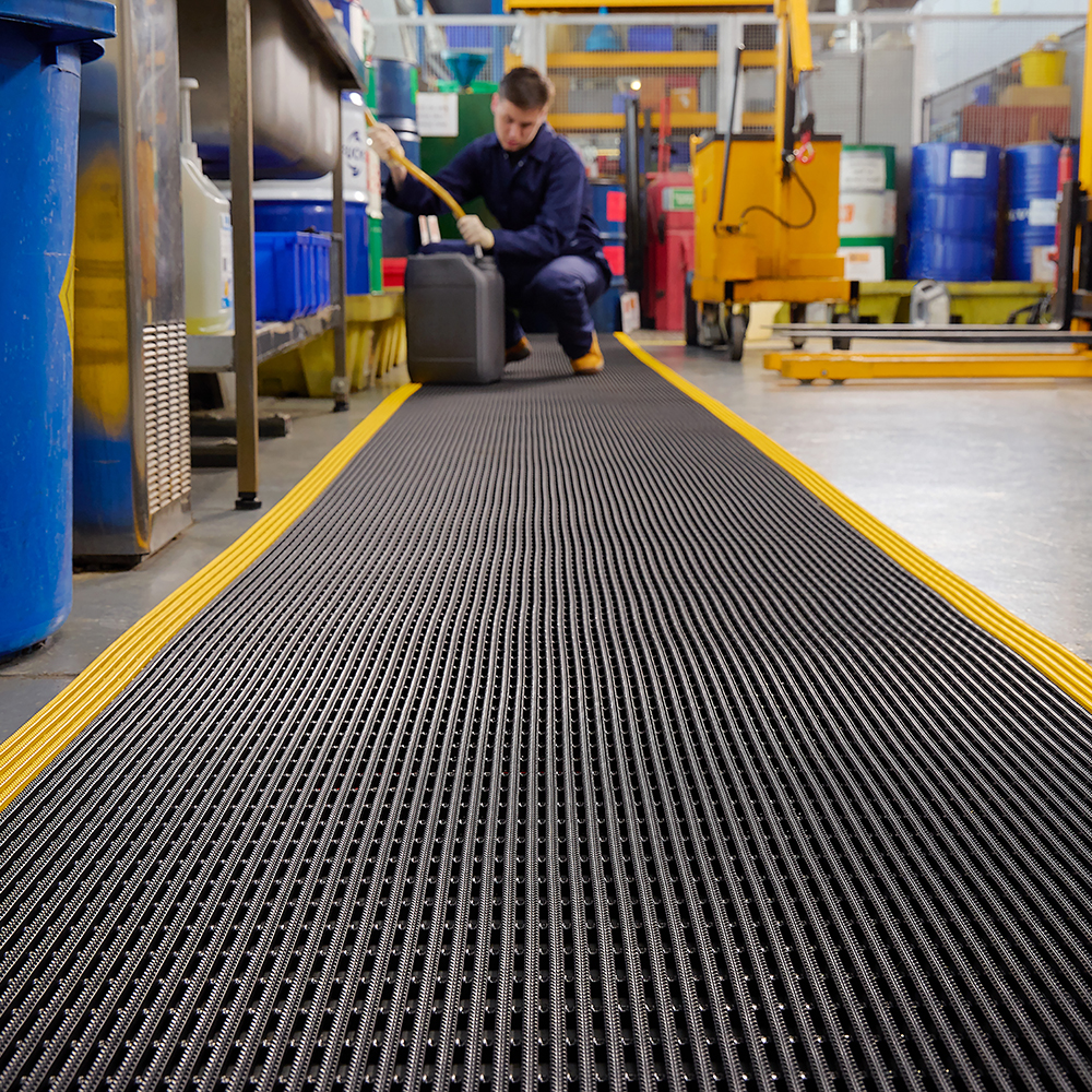 Open Grid - No Slip/Anti-Fatigue/Drainage - Heavy Duty - PVC - Workplace  Floor Mat
