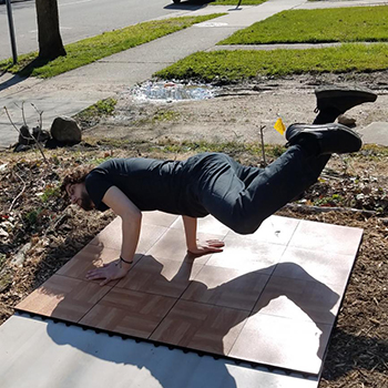 portable breakdancing tiles
