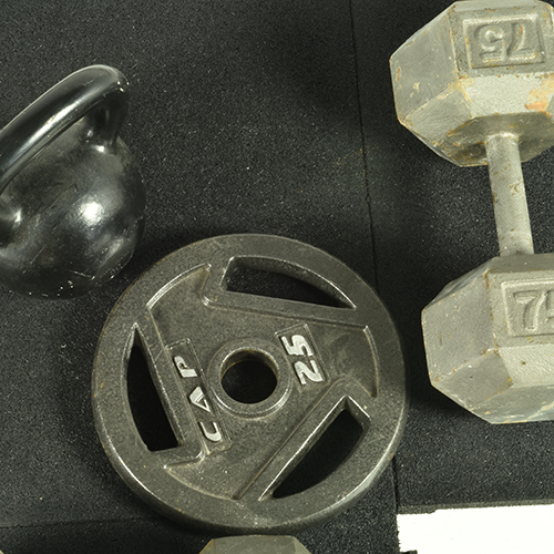 https://www.greatmats.com/images/sterling-rubber-tiles/sterling-athletic-tile-weights.jpg