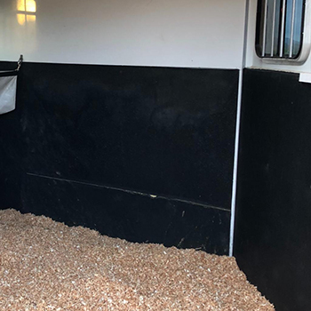 flooring in an animal trailer rubber roll wall