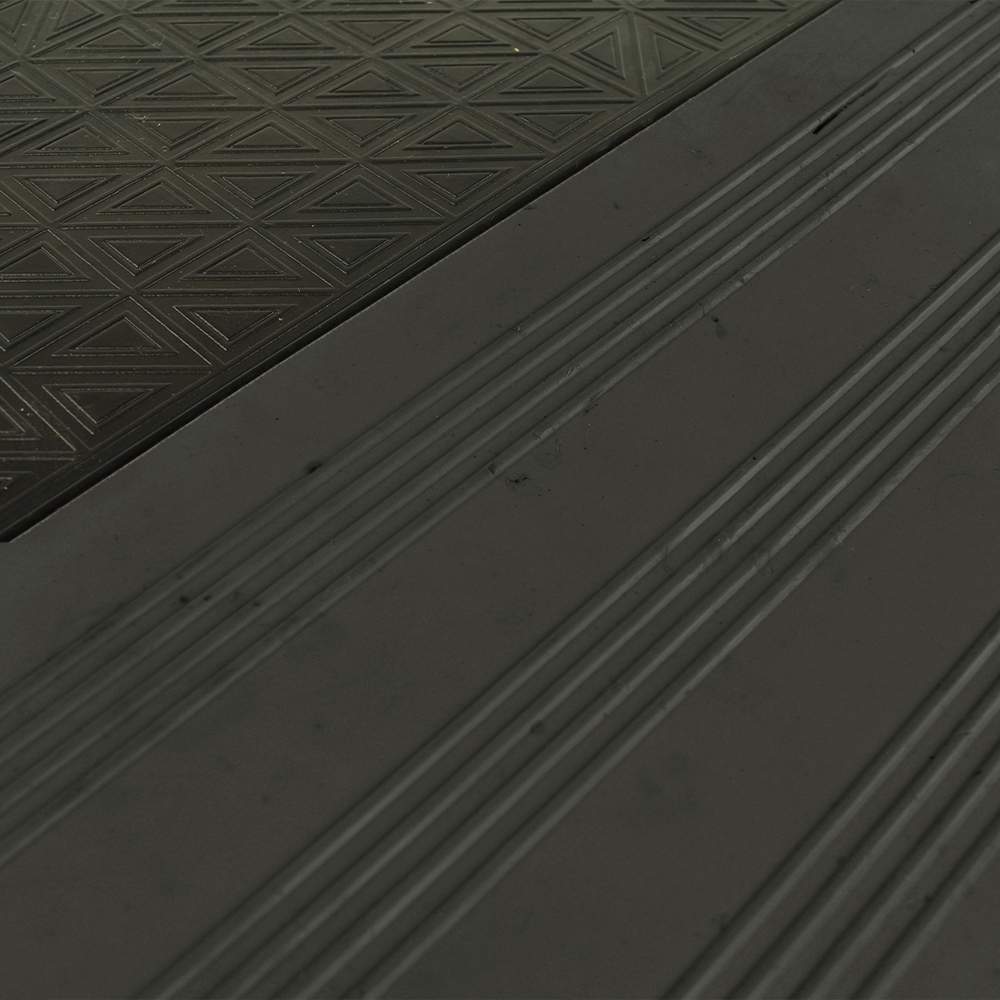 Solid Super Soft Tile installed with Edge Ramp Wide Black 