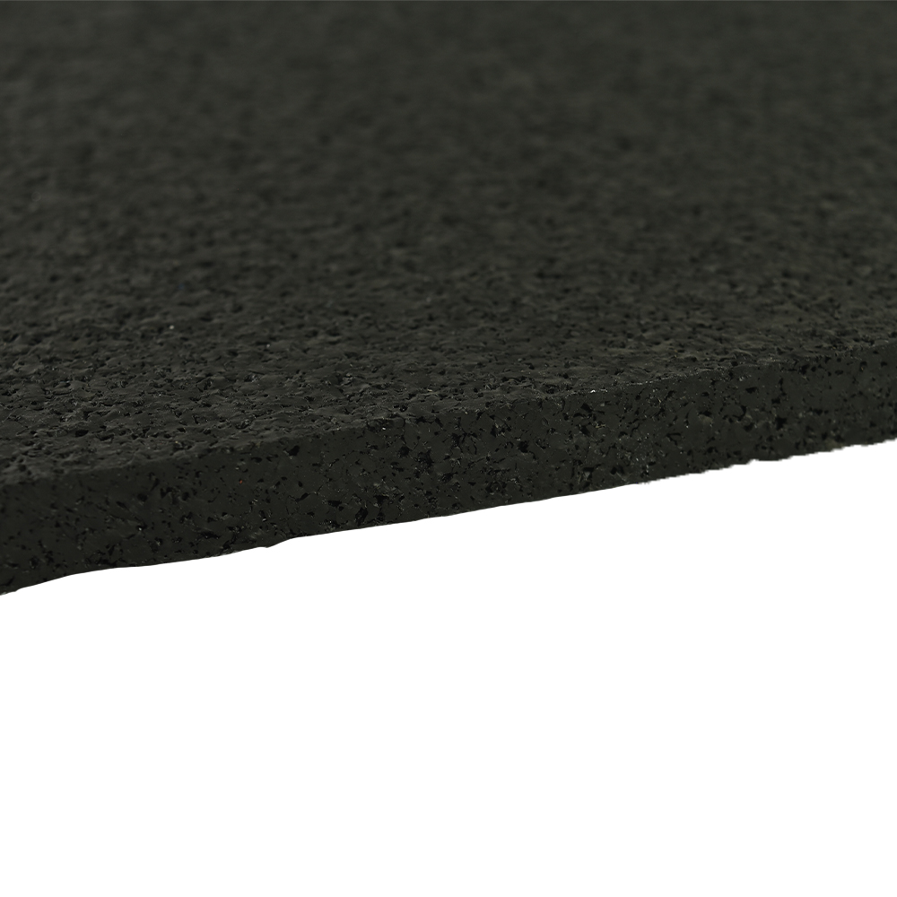 Angle edge of Straight Edge Rubber Gym Tile Black 3/8 Inch x 2x2 Ft. Pacific