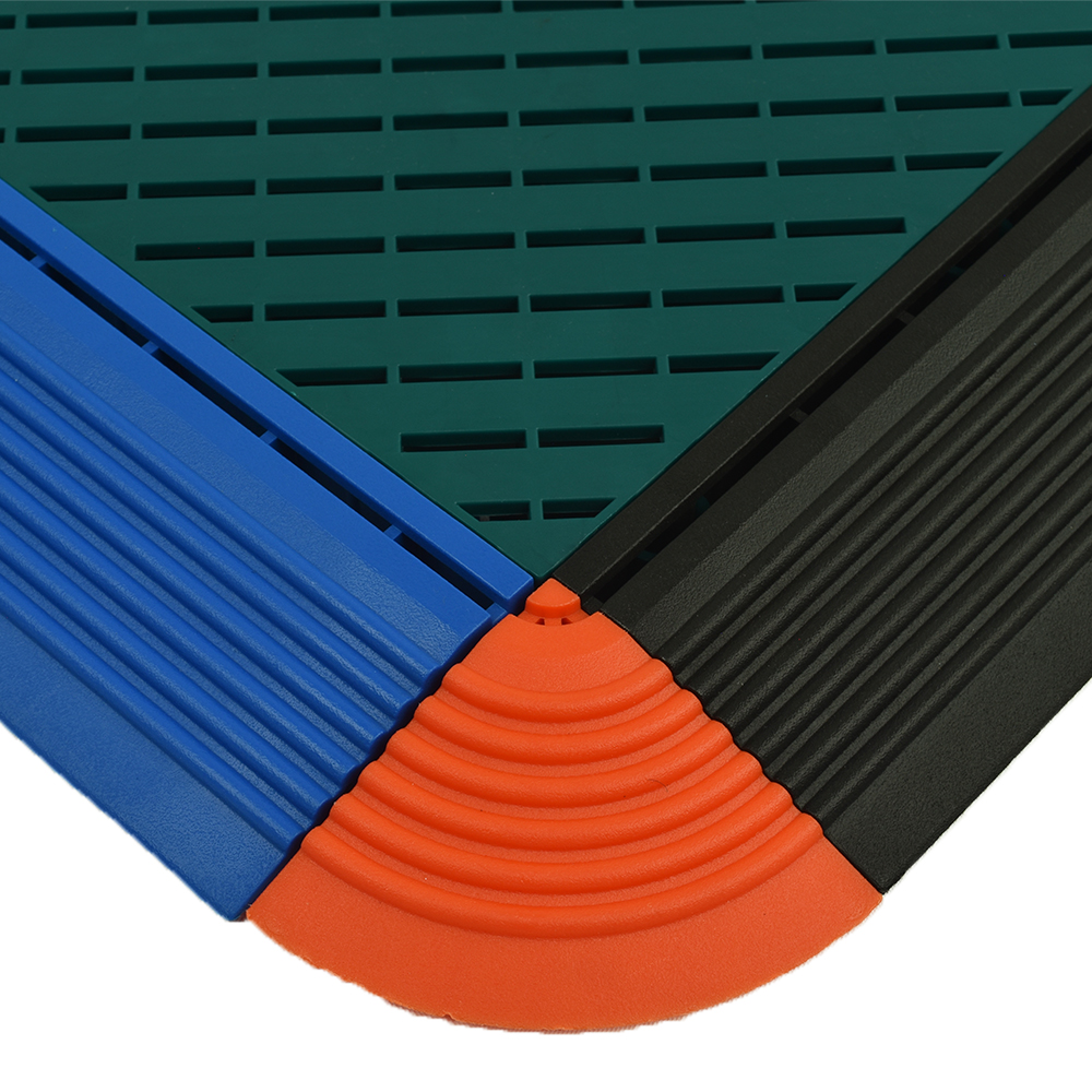 VersaCourt Active Outdoor Court Edge Reducer 5/8 Inch x 2.5x15.75 Inches Pack of 10 reducer and corner attched to tile