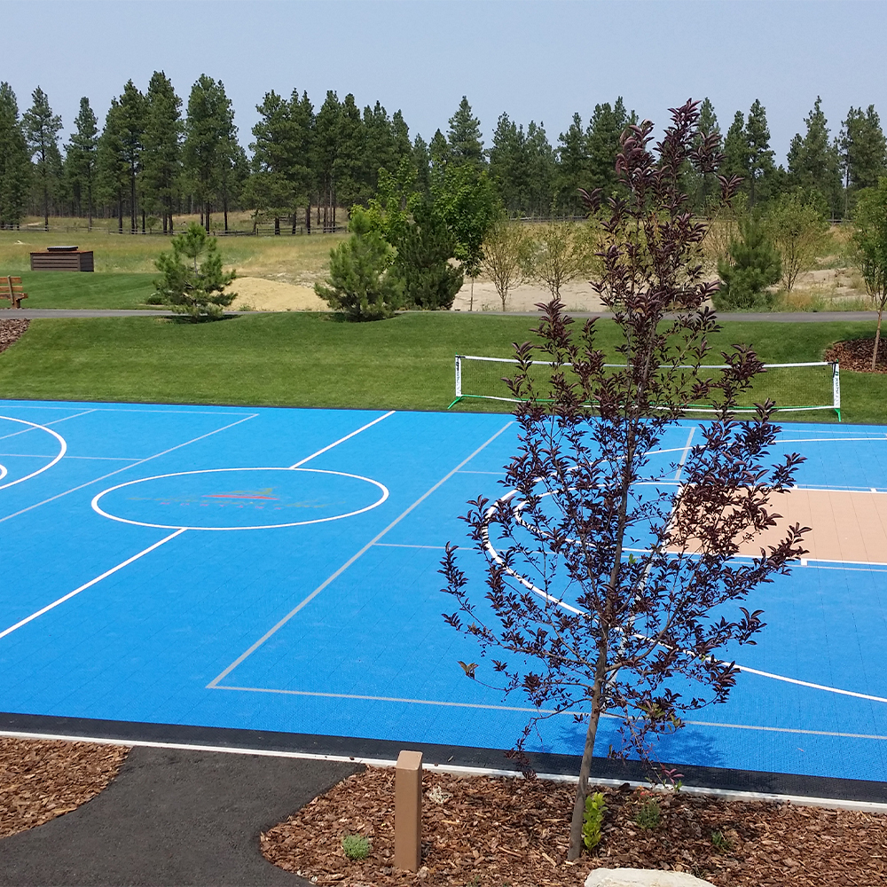 VersaCourt Outdoor Game Court Tile 3/4 Inch x 10x10 Inches light blue and sand basketball court