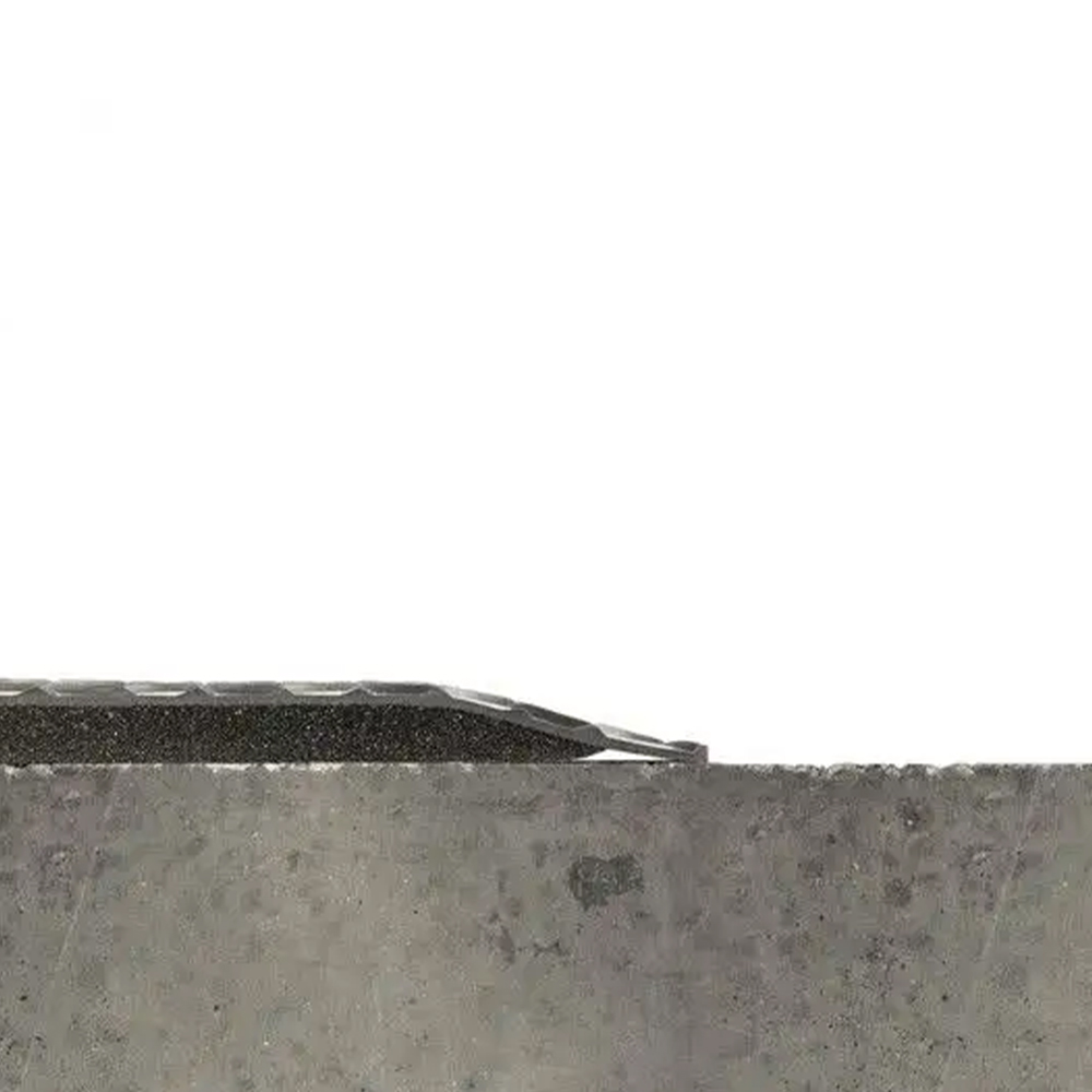 Wearwell Diamond-Plate SpongeCote 2x75 Ft. Black w/Yellow Borders side view of mat