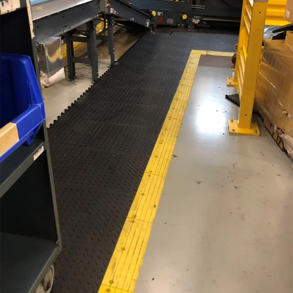 Wearwell ErgoDeck MAX Diamond Tile 7/8 Inch x 18x18 Inches Case of 10 Workshop install