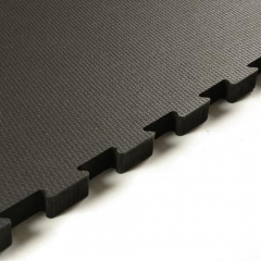How to Cut Rubber Horse Stall Mats thumbnail