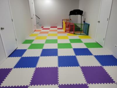 Foam Kids and Gym Mats Premium 5/8 Inch x 2x2 Ft. customer review photo 1