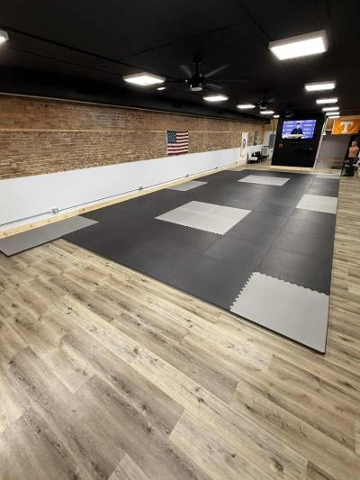 Click To View Full Size Photo