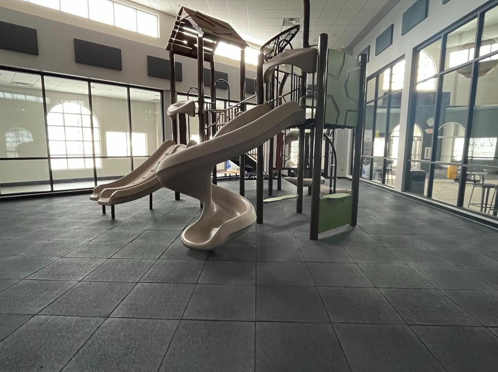 interlocking playground tiles