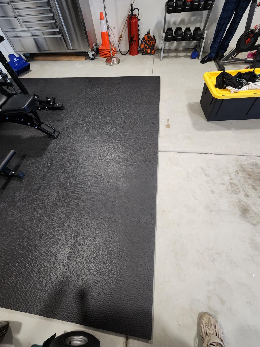 interlocking foam pebble mats for gym