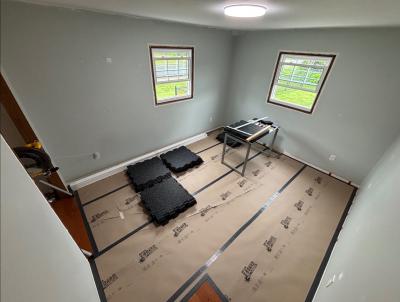 Click To View Full Size Photo