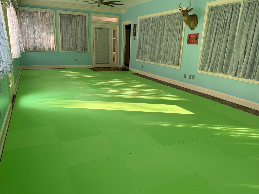 green interlocking foam mats