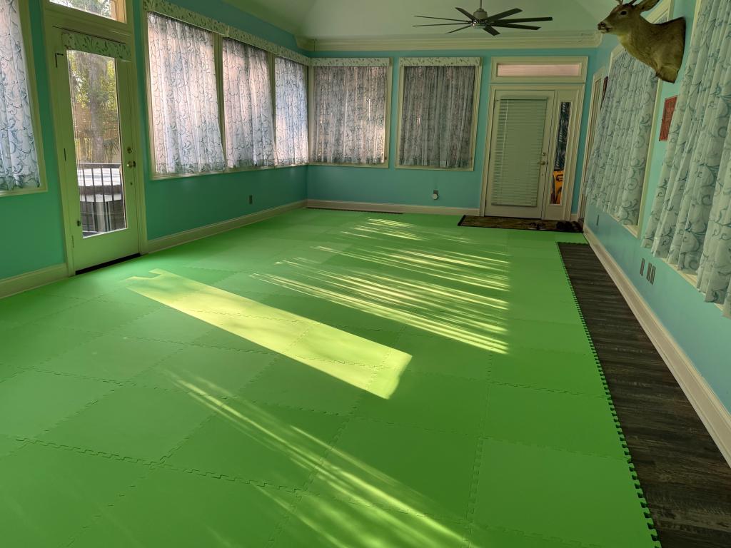 green foam mats in porch