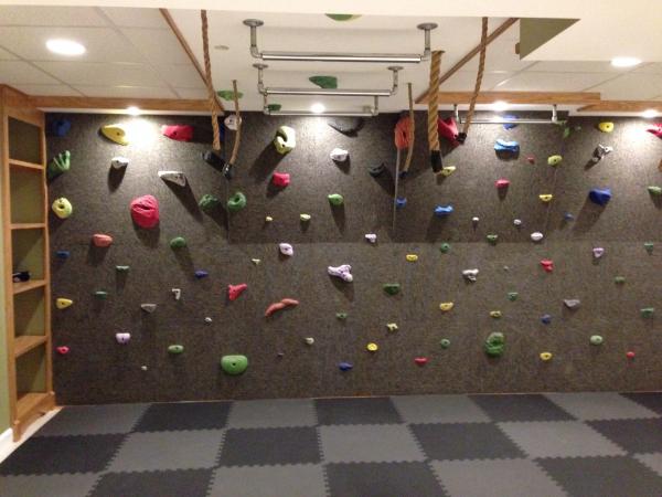 Home Indoor Rock Climbing Mats
