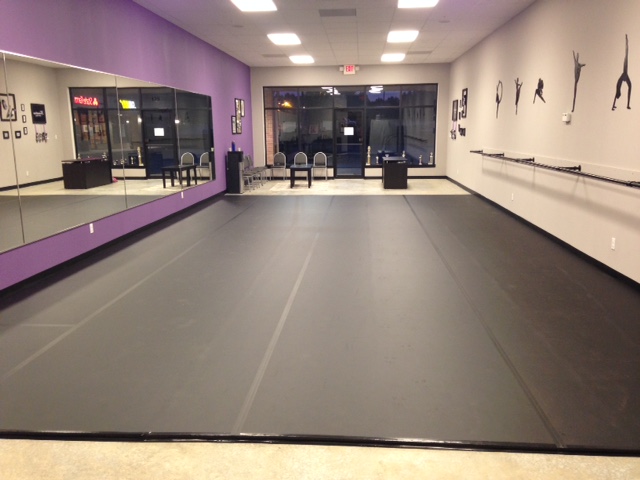 Rosco Adagio Marley Full Roll 5.25 Ft. x 101 Ft. customer review photo 2