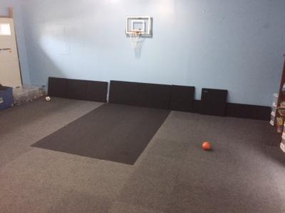 Carpet tiles with padding
