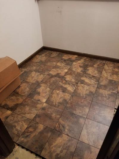 Click To View Full Size Photo