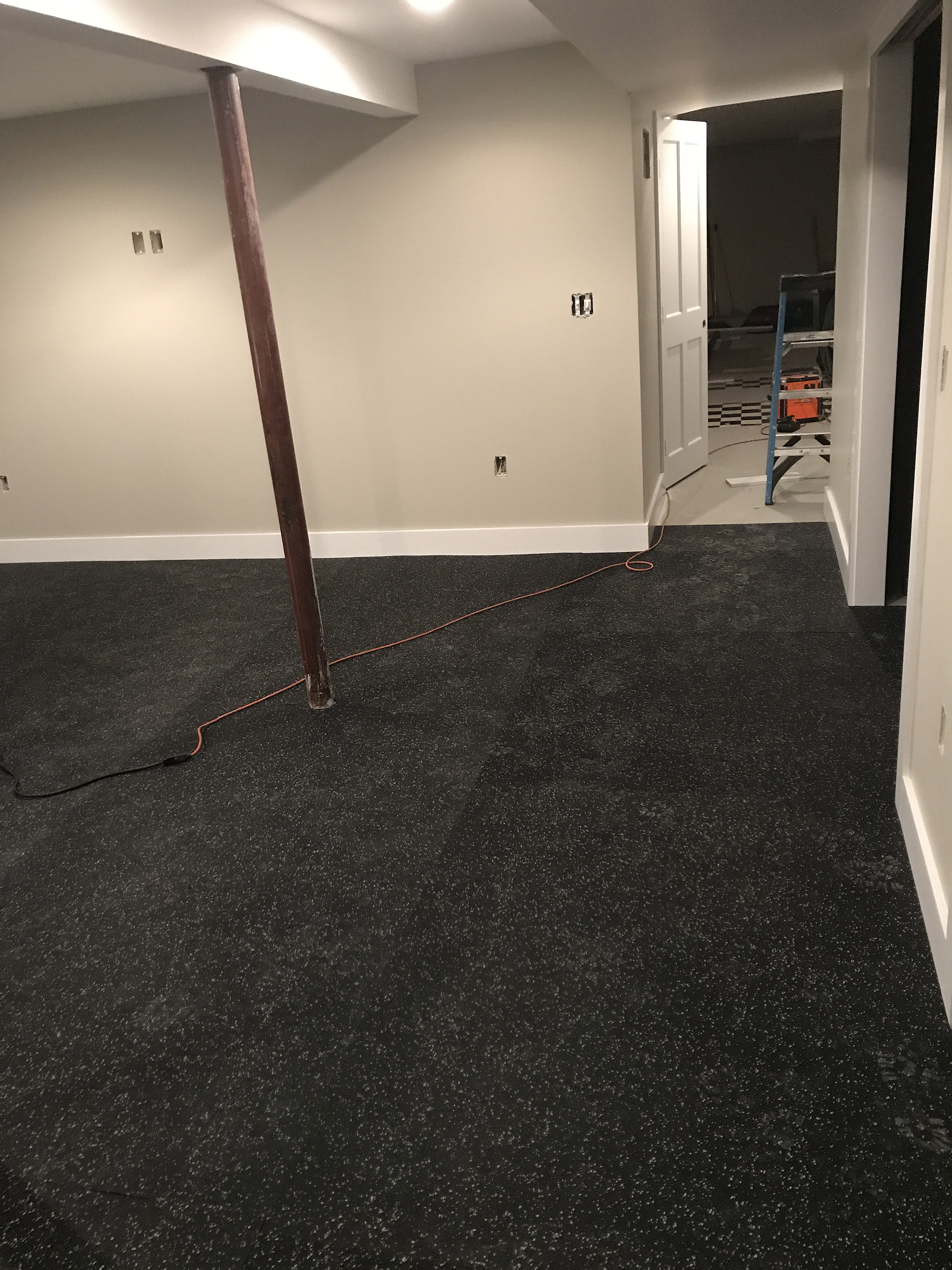 Rubber Flooring Rolls Geneva 1/2 Inch 10% Color Per SF customer review photo 2