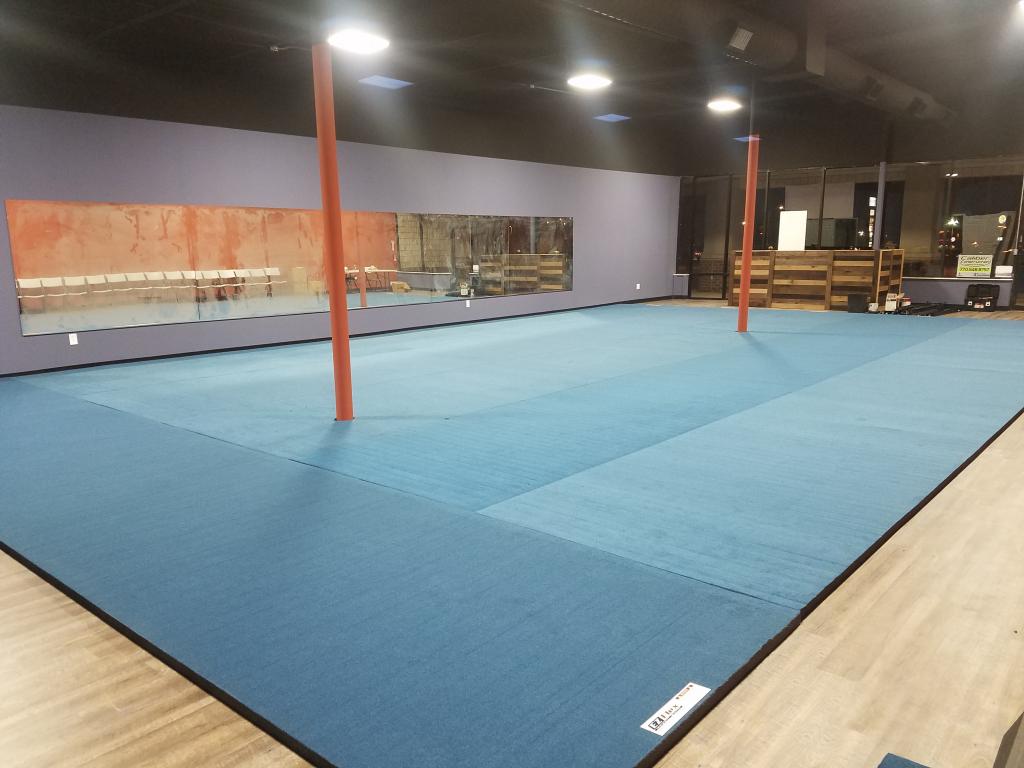 cheerleading tumbling mats