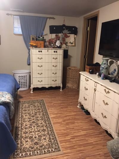 Click To View Full Size Photo
