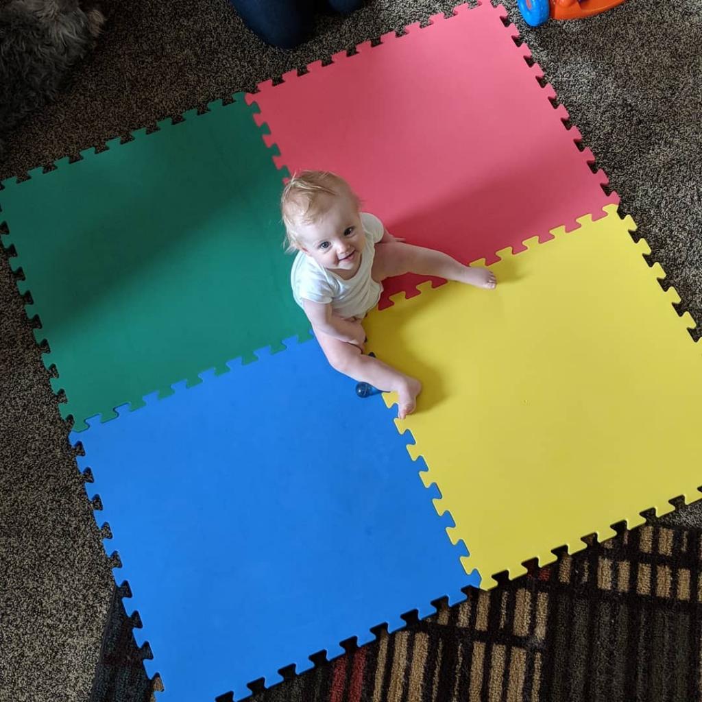 Light Pink, Orange, White, Light Blue, Yellow SCCIRCOWSY SoftTiles Circles Premium Interlocking Foam Large Childrens Playmat 6.5 x 6.5 ft. 