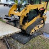 skidsteer Moving on mat Gmats Ground Protection Mat 1/2 Inch x 4x8 Ft.