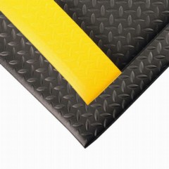 Diamond Sof-Tred Anti-Fatigue Mat With Dyna-Shield 2x3 ft
