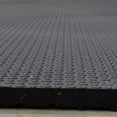 Cobbled Rubber Stable Mats 6ftx4ftx17mm thick Horse Stable matting/ Gym Matting 