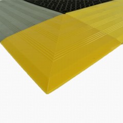 Installed Corner Wide Colors - 3/4 X 6 X 6 Inches
