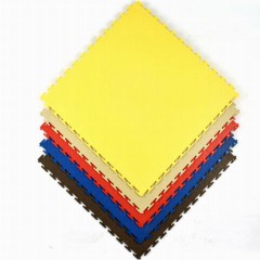 Smooth Top PVC Interlocking Color Ever 1/4 Inch x 20x20 Inch