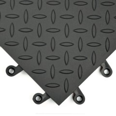 Wearwell ErgoDeck Diamond Plate General Purpose Tile 7/8 Inch x 18x18 Inches Case of 10 Black corner of tile