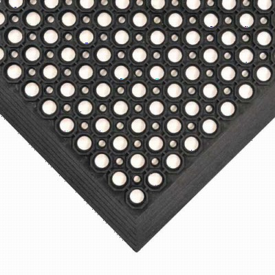 SaniTop Anti-Fatigue Mat 3X10 ft Black corner close.