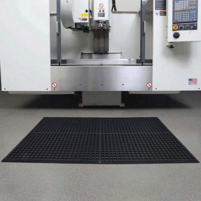 WorkStep Black Mat 3x10 Feet Black industrial install