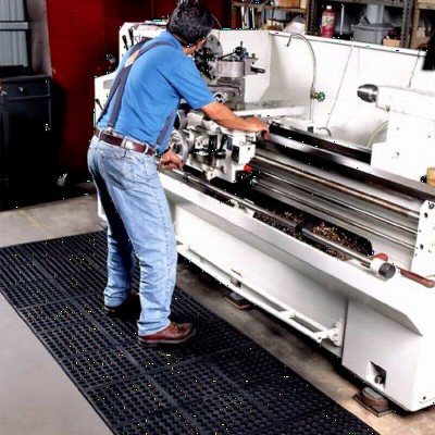 VIP Prima Red Rubber Mat 3 x 5 feet